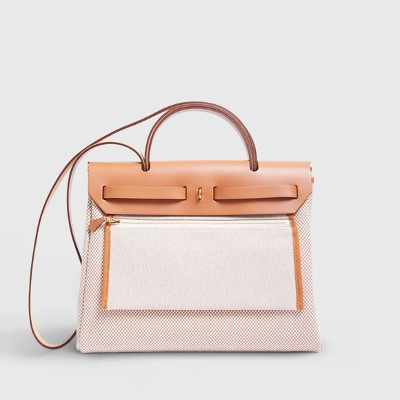 Hermes - Picture 2 of 6